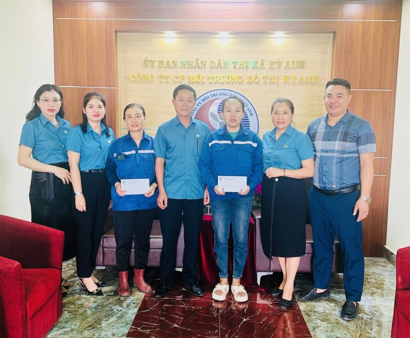 Liên đoàn Lao động Thị xã Kỳ Anh với nhiều hoạt động sôi nổi ý nghĩa chào mừng Ngày thành lập Công đoàn Việt Nam và Ngày Thương binh Liệt sỹ 